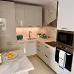 Charming In Burriana With Private Pool! Διαμέρισμα Nerja